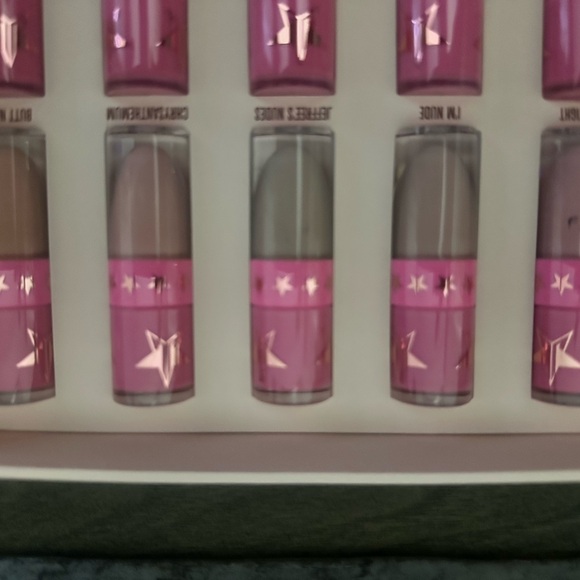 JEFFREE STAR - THE NUDE LIQUID LIPSTICKS - PRICE IS FOR ONE ONLY - Picture 4 of 10